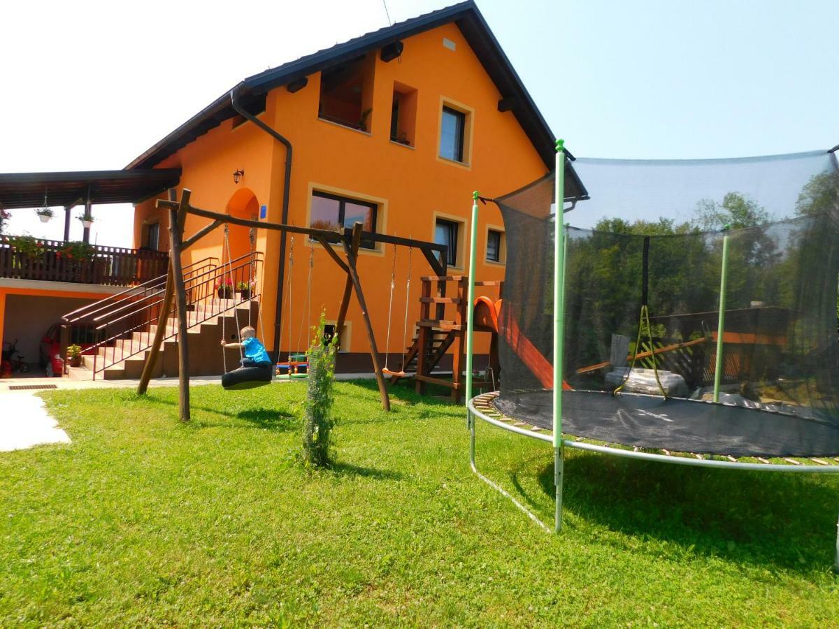 Apartment Petrovic Slunj Ngoại thất bức ảnh